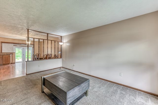 220 Hillsboro Drive, Bristol, TN 37620