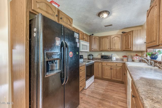 220 Hillsboro Drive, Bristol, TN 37620