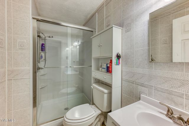 220 Hillsboro Drive, Bristol, TN 37620