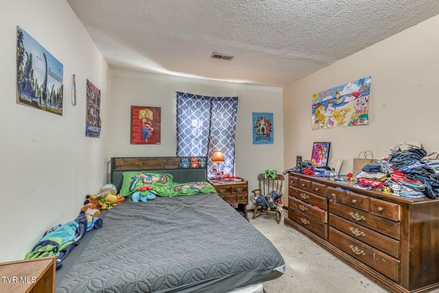 220 Hillsboro Drive, Bristol, TN 37620