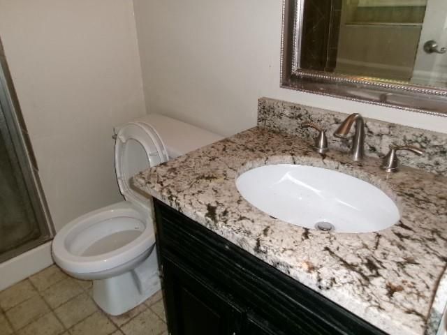 10507 N Central Street N, Kansas City, MO 64155