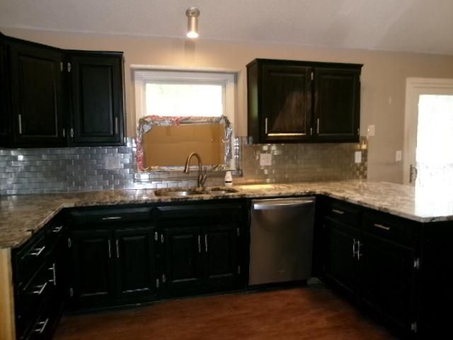 10507 N Central Street N, Kansas City, MO 64155