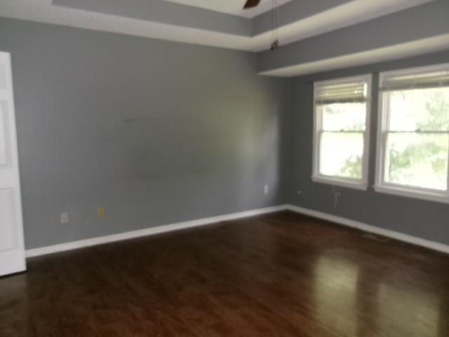 10507 N Central Street N, Kansas City, MO 64155