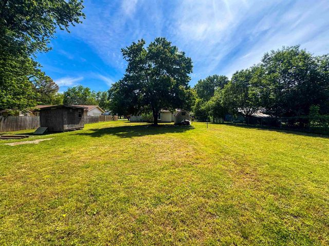 20 Diane Avenue, Ash Flat, AR 72513