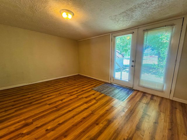 20 Diane Avenue, Ash Flat, AR 72513