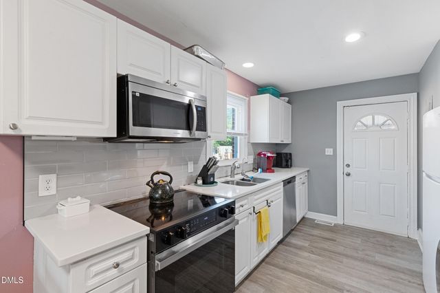 600 N Raiford Street, Selma, NC 27576