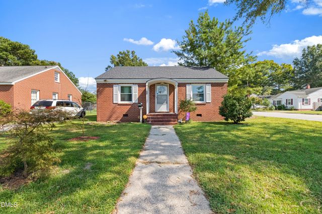 600 N Raiford Street, Selma, NC 27576