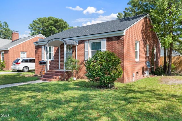 600 N Raiford Street, Selma, NC 27576