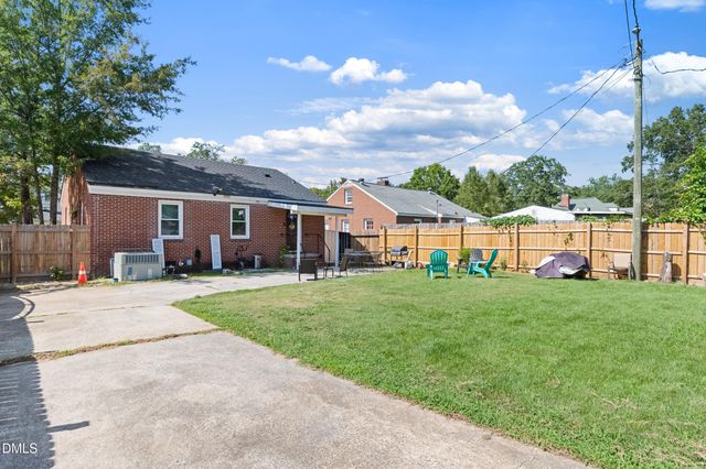 600 N Raiford Street, Selma, NC 27576