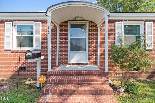 600 N Raiford Street, Selma, NC 27576