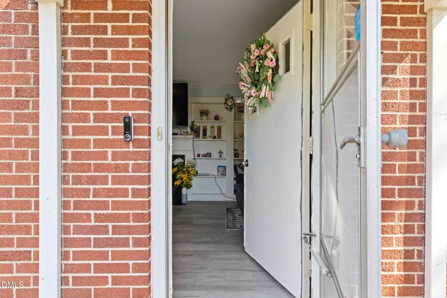 600 N Raiford Street, Selma, NC 27576