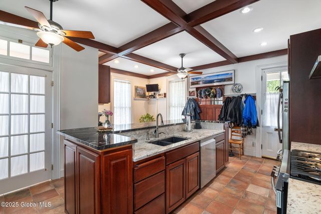 2 Madison Avenue, Saratoga Springs, NY 12866