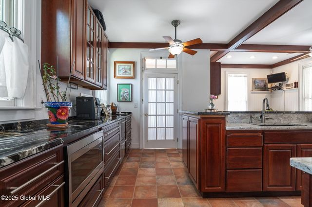 2 Madison Avenue, Saratoga Springs, NY 12866