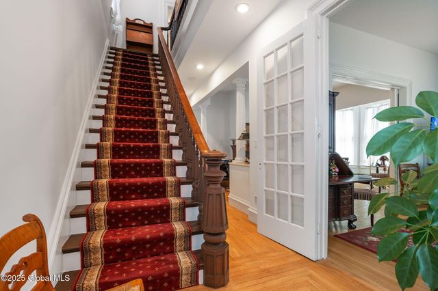 2 Madison Avenue, Saratoga Springs, NY 12866