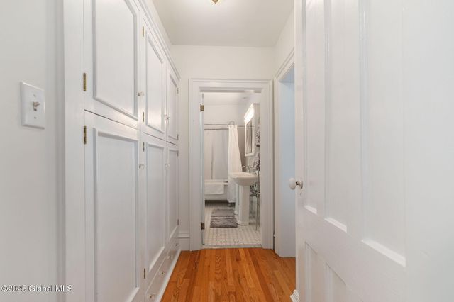 2 Madison Avenue, Saratoga Springs, NY 12866