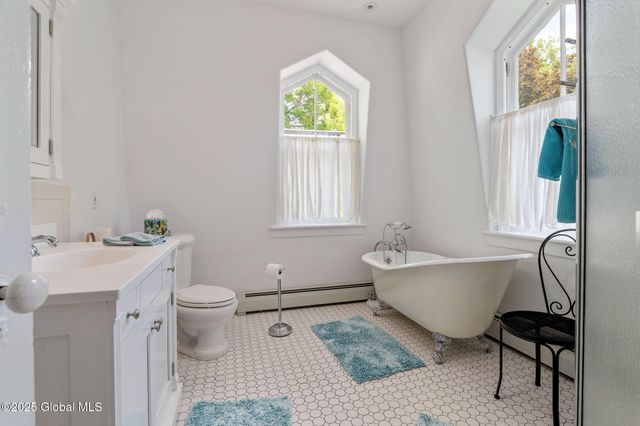 2 Madison Avenue, Saratoga Springs, NY 12866