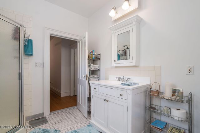 2 Madison Avenue, Saratoga Springs, NY 12866