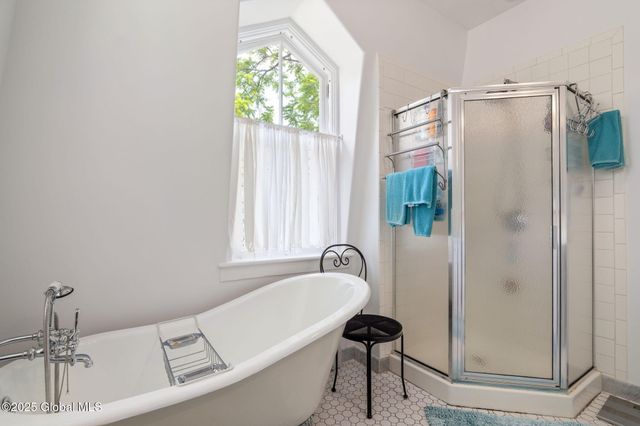 2 Madison Avenue, Saratoga Springs, NY 12866