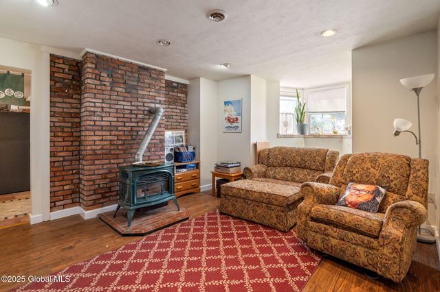 2 Madison Avenue, Saratoga Springs, NY 12866