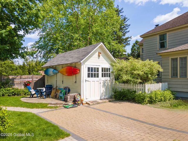 2 Madison Avenue, Saratoga Springs, NY 12866