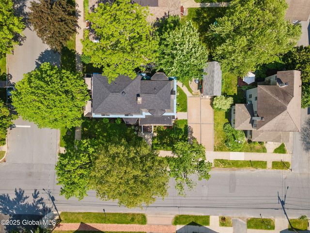 2 Madison Avenue, Saratoga Springs, NY 12866