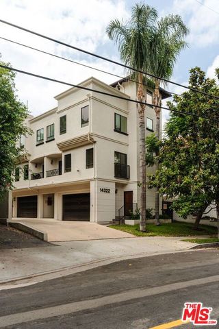 14322 Dickens Street 4, Sherman Oaks, CA 91423