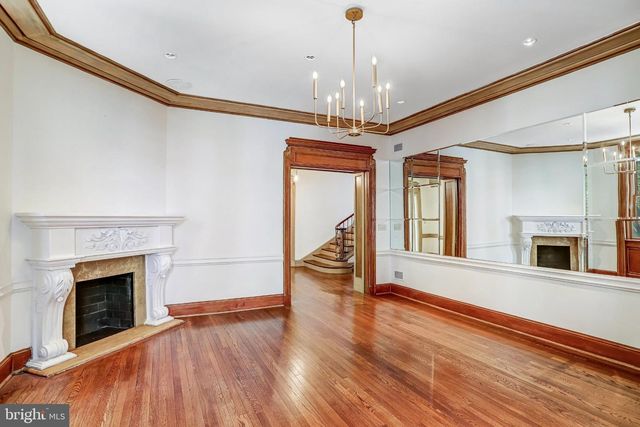 2303 BANCROFT PL NW, Washington, DC 20008