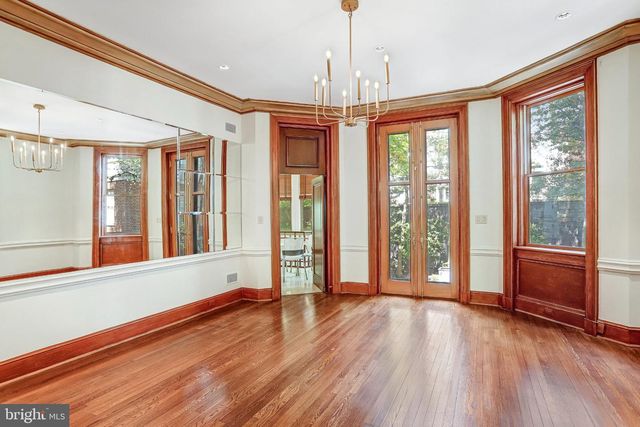 2303 BANCROFT PL NW, Washington, DC 20008