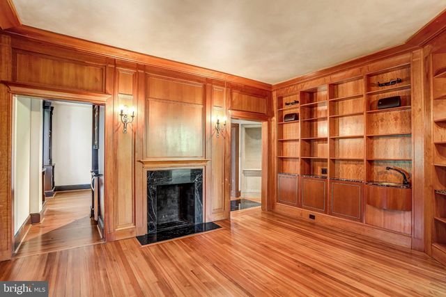 2303 BANCROFT PL NW, Washington, DC 20008
