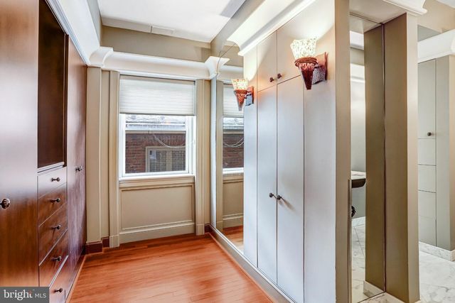 2303 BANCROFT PL NW, Washington, DC 20008