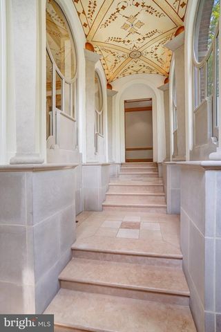 2303 BANCROFT PL NW, Washington, DC 20008