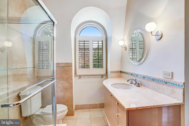 2303 BANCROFT PL NW, Washington, DC 20008