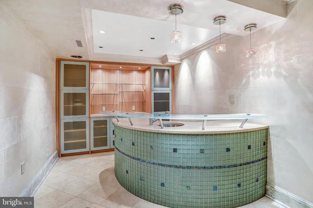 2303 BANCROFT PL NW, Washington, DC 20008