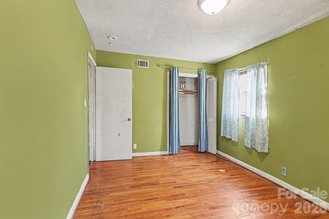 314 Westham Ridge Road, Charlotte, NC 28217