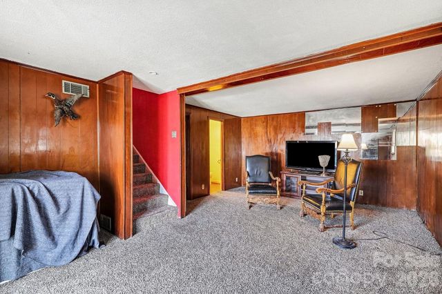 314 Westham Ridge Road, Charlotte, NC 28217