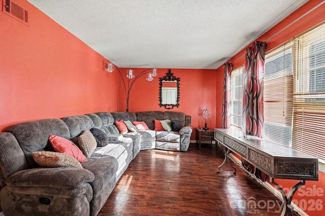 314 Westham Ridge Road, Charlotte, NC 28217