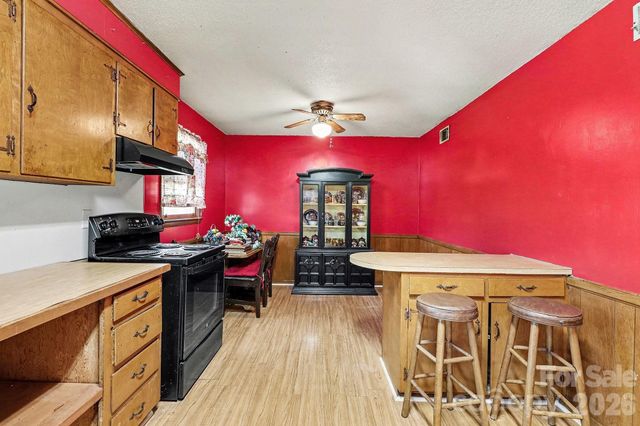 314 Westham Ridge Road, Charlotte, NC 28217