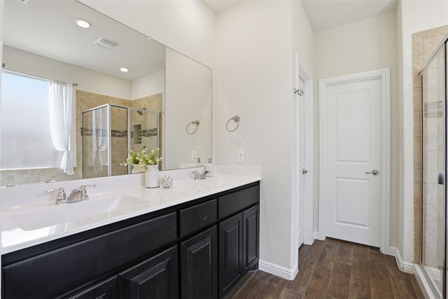 1502 Livermore Lane, Cleburne, TX 76033