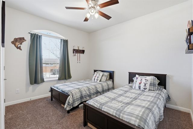 1502 Livermore Lane, Cleburne, TX 76033