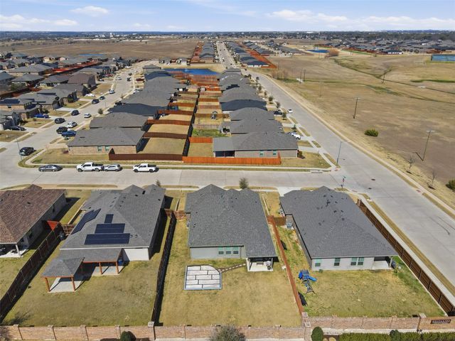 1502 Livermore Lane, Cleburne, TX 76033