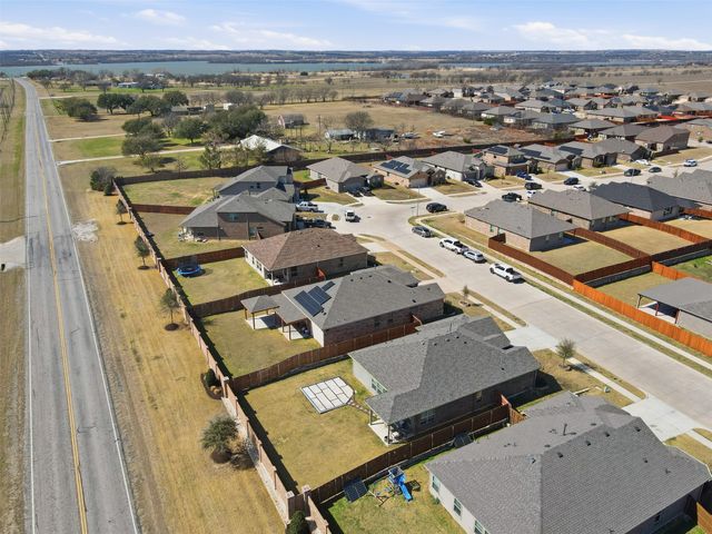 1502 Livermore Lane, Cleburne, TX 76033