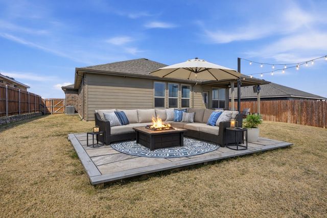 1502 Livermore Lane, Cleburne, TX 76033