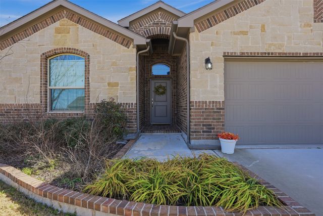 1502 Livermore Lane, Cleburne, TX 76033