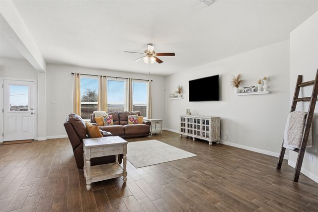 1502 Livermore Lane, Cleburne, TX 76033