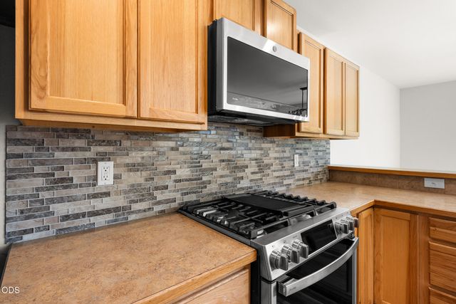 654 NE Providence Drive, Bend, OR 97701