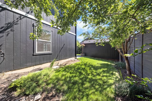 654 NE Providence Drive, Bend, OR 97701