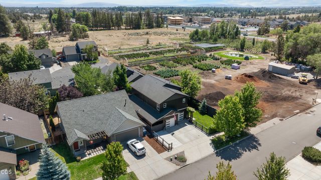 654 NE Providence Drive, Bend, OR 97701
