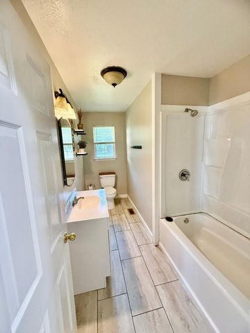 2318 Robin Hood Drive, SE, Cleveland, TN 37323