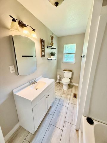 2318 Robin Hood Drive, SE, Cleveland, TN 37323