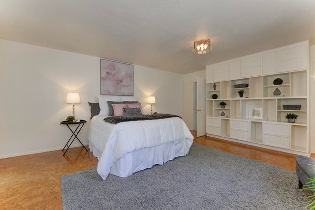 3804 La Hacienda Drive NE, Albuquerque, NM 87110
